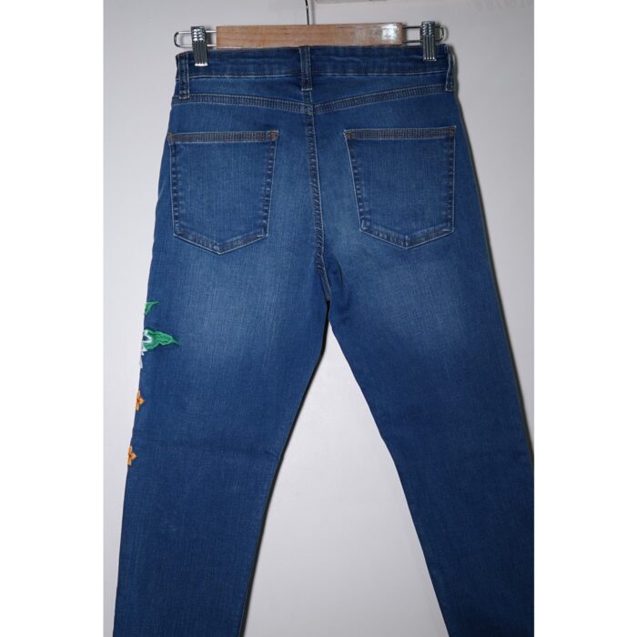 Find Blue Bird & Flower Embroidery High Skinny Jeans