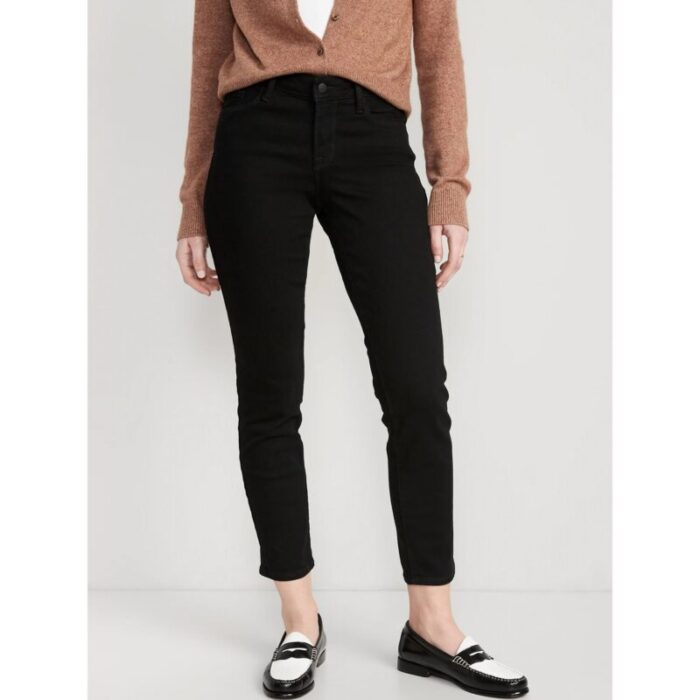 Old Navy Black Mid Rise Power Slim Straight Jeans