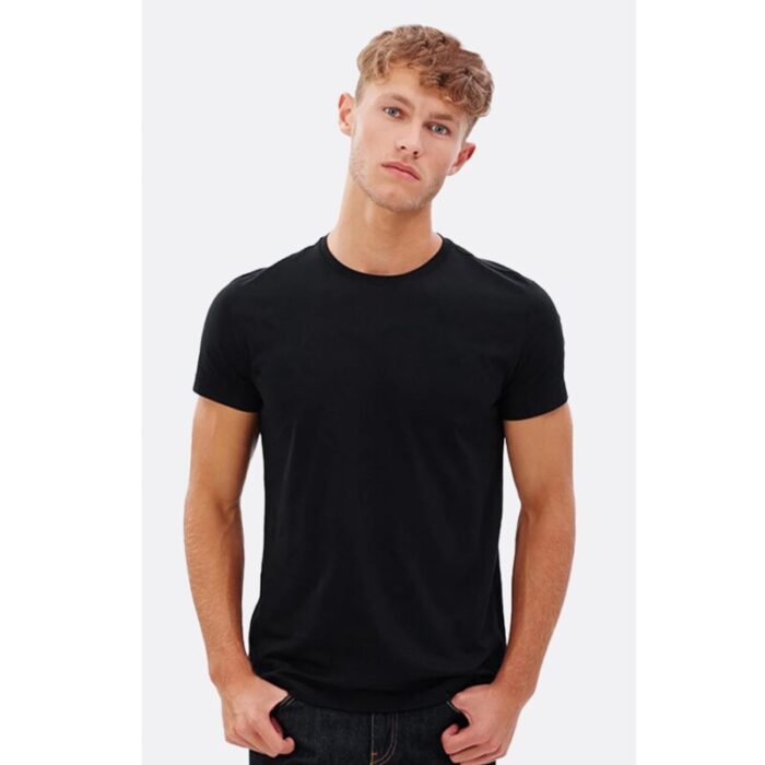LA Black Basic Round Neck T-Shirt..