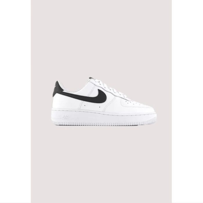 NIKE AIR FORCE-1 WHITE- BLACK (PREMIUM BATCH)