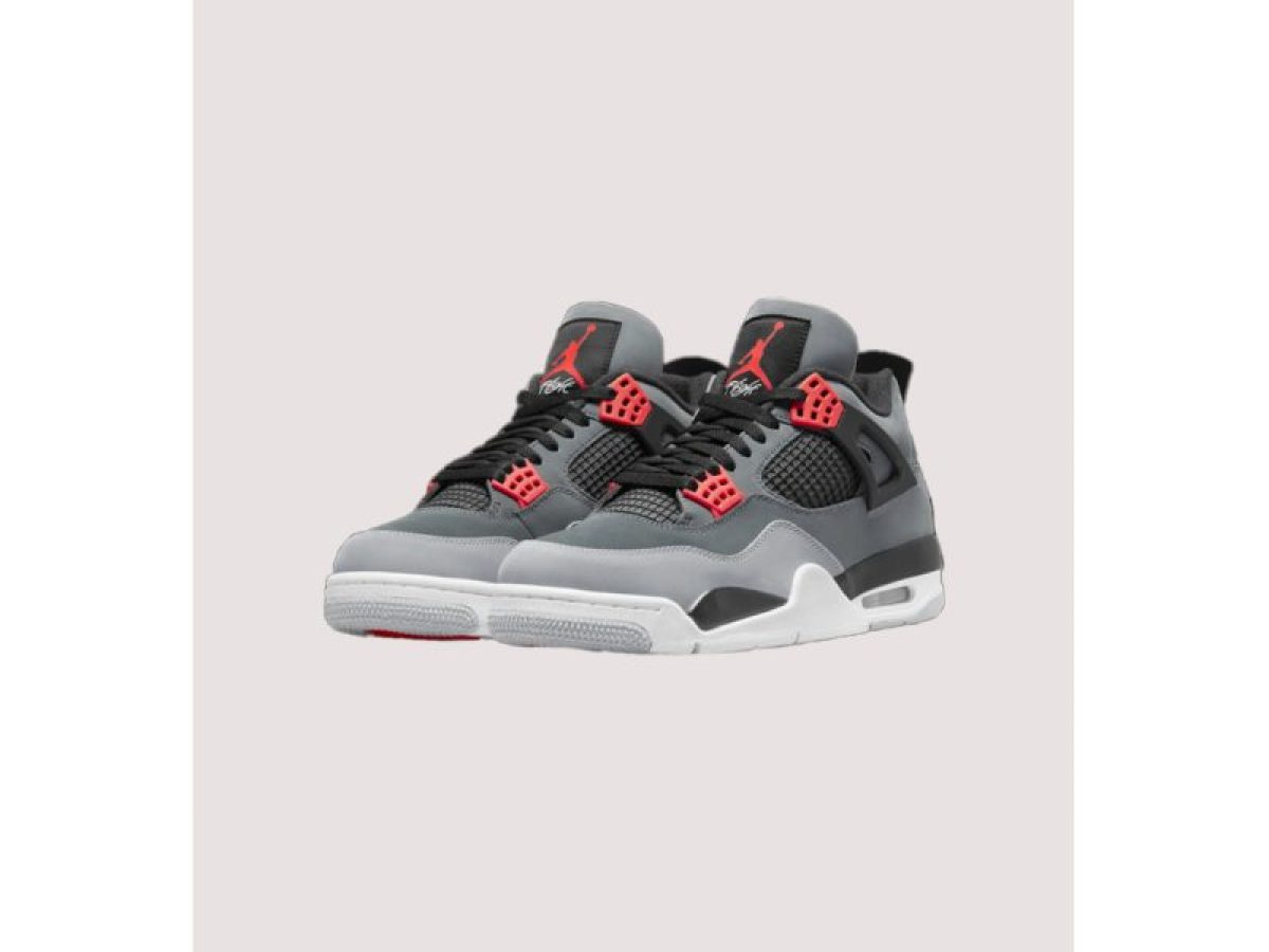 grey and infrared 4s