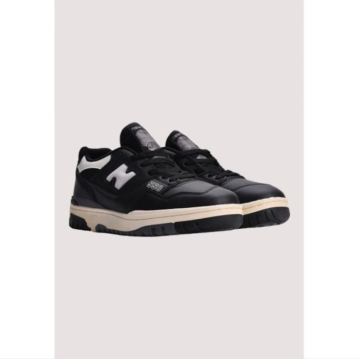 NEW BALANCE 550 BLACK-WHITE