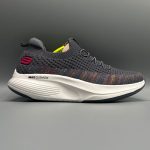 GIRL'S SKECHERS MAXCUSHION GRAY .