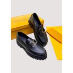 LOUIS VUITTON BLACK FORMAL MEN SHOES.