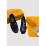 LOUIS VUITTON BLACK FORMAL MEN SHOES.