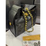 CHANEL 25 HOBO QUILTED BLACK HANDBAG.