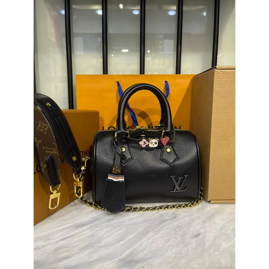 LOUIS VUITTON BLACK SPEEDY BANDOULIERE 20 HANDBAG.