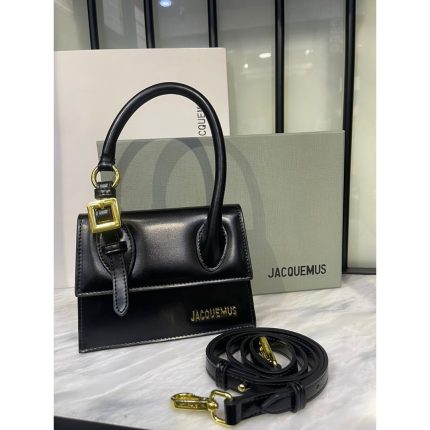 JACQUEMUS LE CHIQUITO MOYEN BOUCLE BLACK BAG