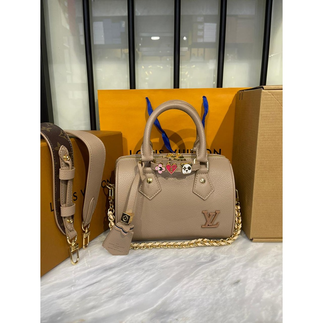 LOUIS VUITTON NUDE SPEEDY BANDOULIERE 20 HANDBAG.