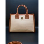 BURBERRY FRANCES TB LOGO CREAM TOTE BAG.
