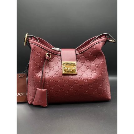 GUCCI PADLOCK GG MEDIUM MAROON SHOULDER BAG.