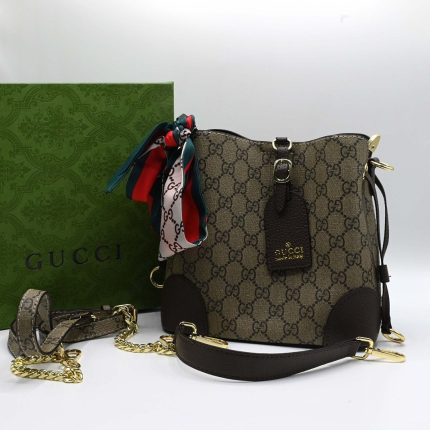 GUCCI BUCKET COFFEE HANDBAG.