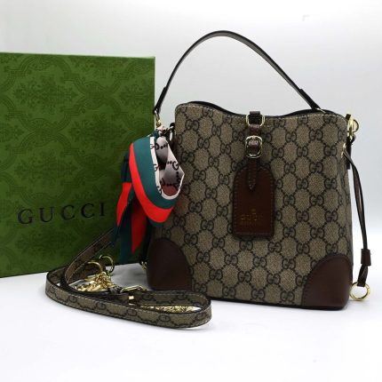 GUCCI BUCKET BROWN HANDBAG.