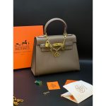 HERMES KELLY 28 HAVY TAUPE HANDBAG.