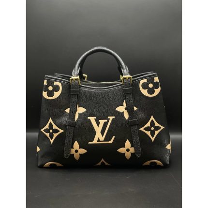 LOUIS VUITTON PETIT PALAIS BLACK HANDBAG.