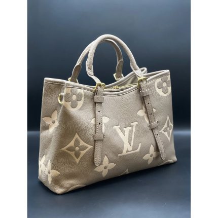 LOUIS VUITTON PETIT PALAIS BEIGE HANDBAG.