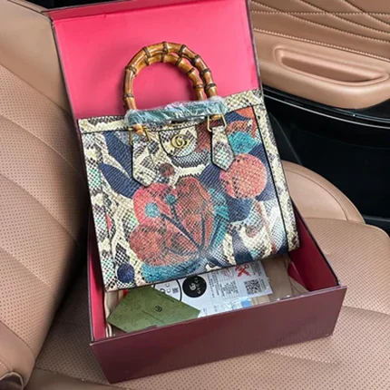 GUCCI DIANA BAMBOO SMALL BEIGE HANDLE BAG