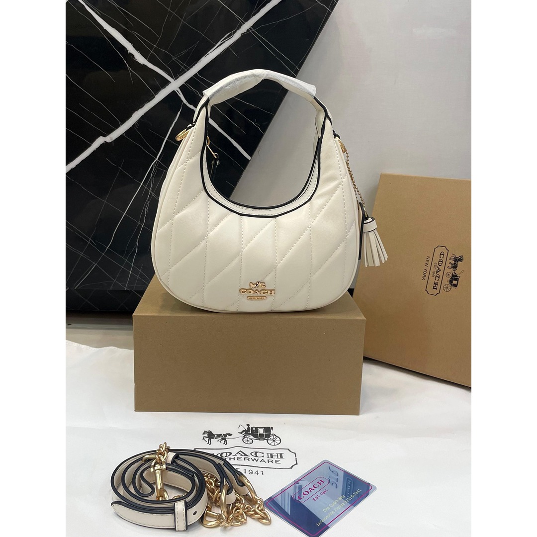 COACH WHITE QUILTED MINI CROSS BODY BAG