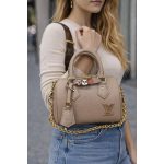 LOUIS VUITTON NUDE SPEEDY BANDOULIERE 20 HANDBAG.