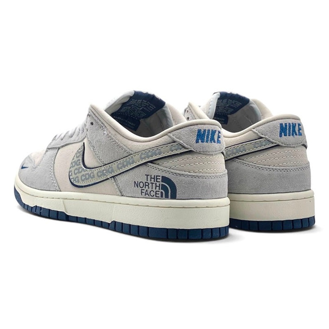 NIKE SB DUNK LOW X THE NORTH FACE