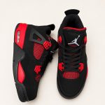 NIKE AIR JORDAN RETRO 4 THUNDER RED BLACK - Image 4