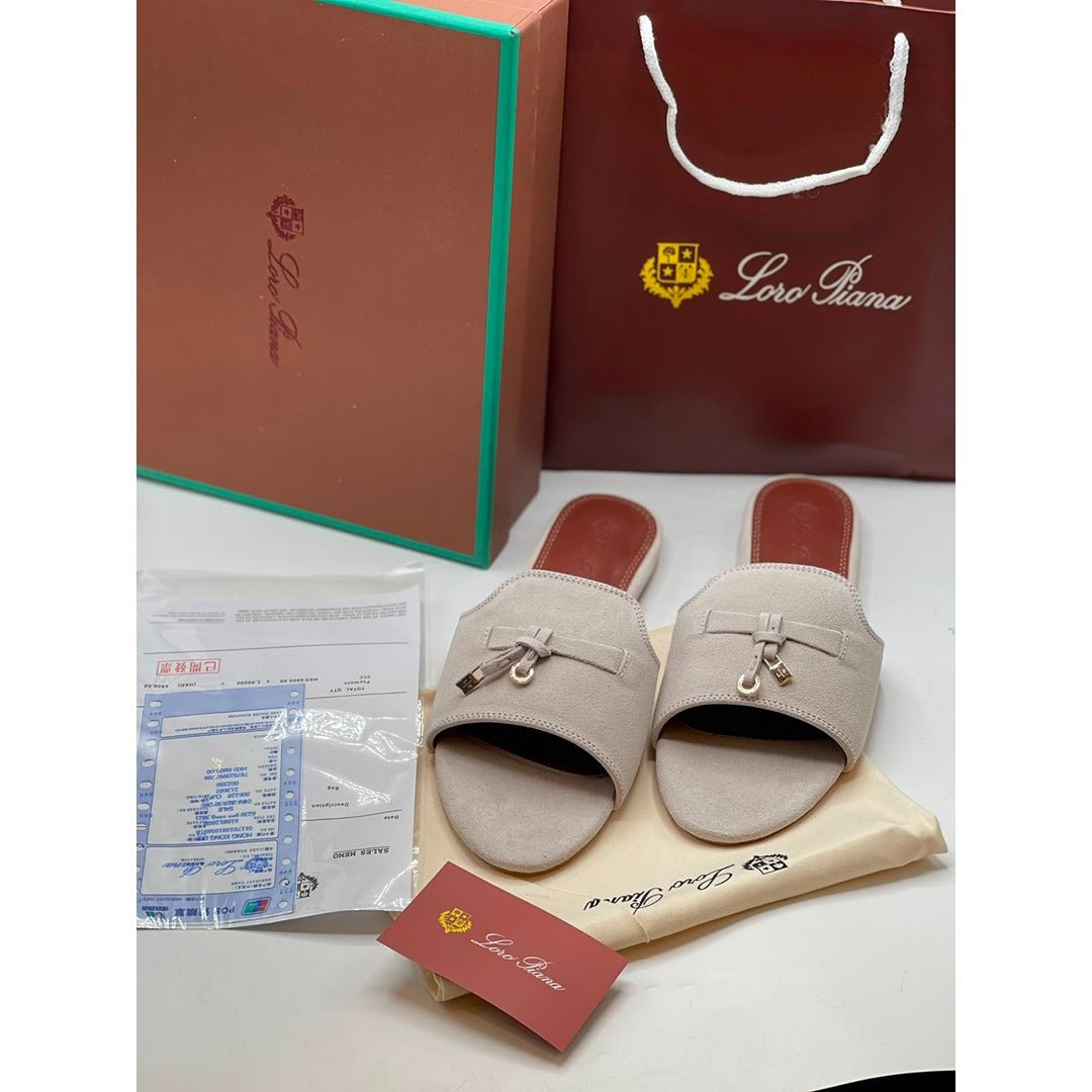 2026/10/1000775992.jpg LORO PIANA SUEDE BOW FLAT SANDAL BEIGE FOR WOMEN - Image 1
