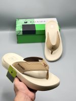Kuairen Beige Tan Classic Slides – Soft